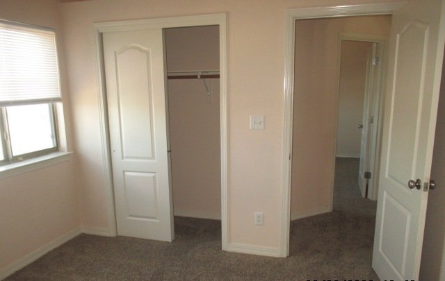 EAST: 4 BR, 2.5 BTH: REFRIGERATED AIR!! property image