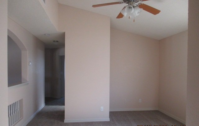 EAST: 4 BR, 2.5 BTH: REFRIGERATED AIR!! property image