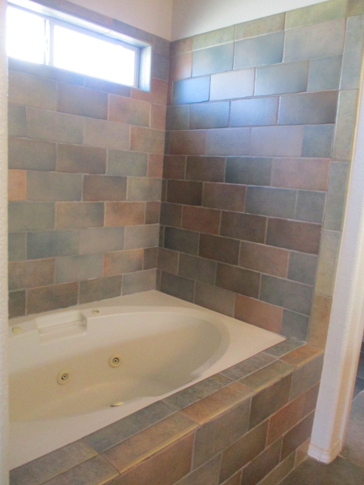 ANTHONY: 4 BR, 2 BTH, REFRIGERATED AIR property image