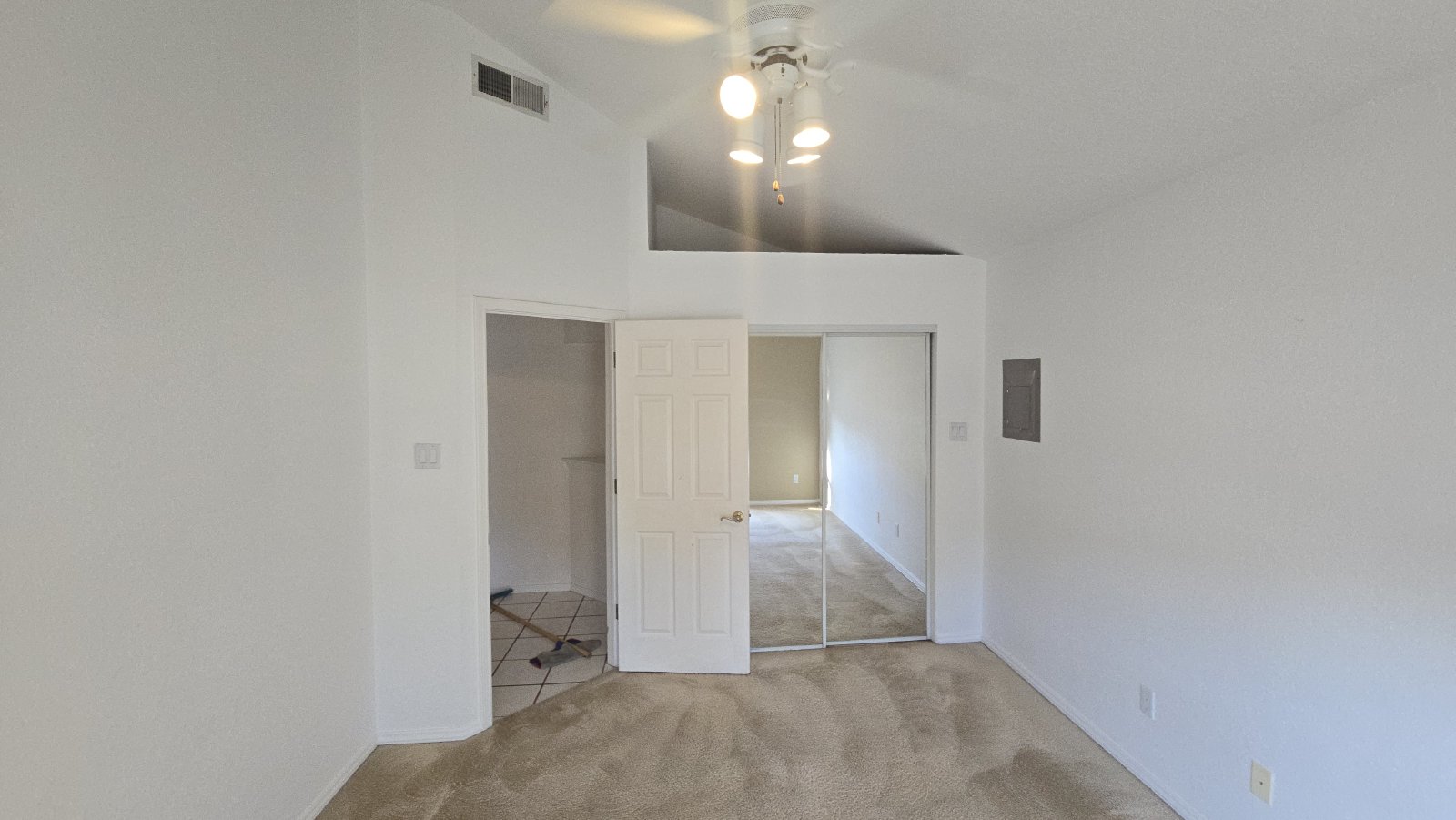 WESTSIDE: 3 BR + BONUS/OFFICE REFRIGERATED AIR!!! property image