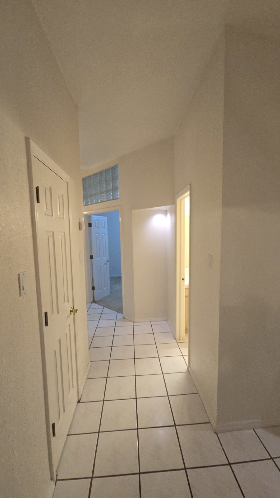 WESTSIDE: 3 BR + BONUS/OFFICE REFRIGERATED AIR!!! property image