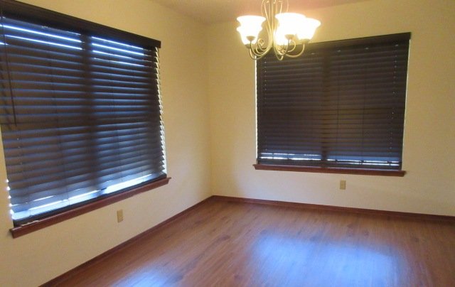 WEST: 3 BR, 2 BA  **SWIMMING POOL** property image