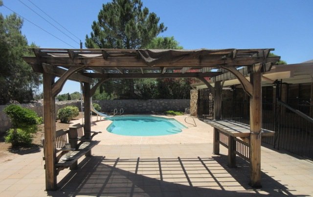 WEST: 3 BR, 2 BA  **SWIMMING POOL** property image