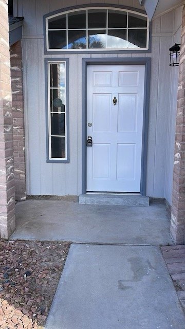 EASTSIDE: 4 BR, 2 BA property image