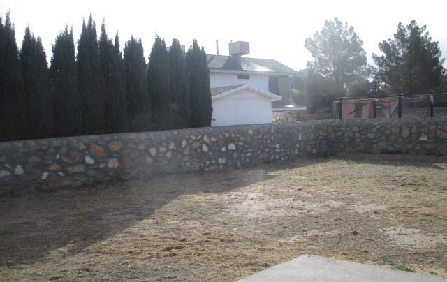 EASTSIDE: 4 BR, 2 BA property image