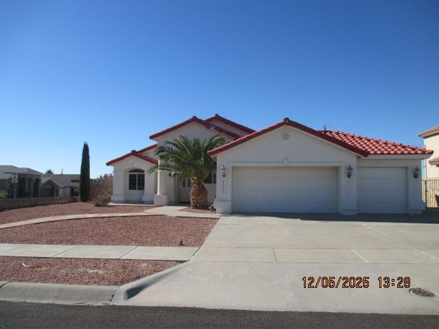 CANUTILLO: 3 BR, 2 BA SINGLE HOME- REFRIGERATED AIR property image