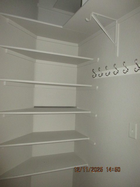 CANUTILLO: 3 BR, 2 BA SINGLE HOME- REFRIGERATED AIR property image