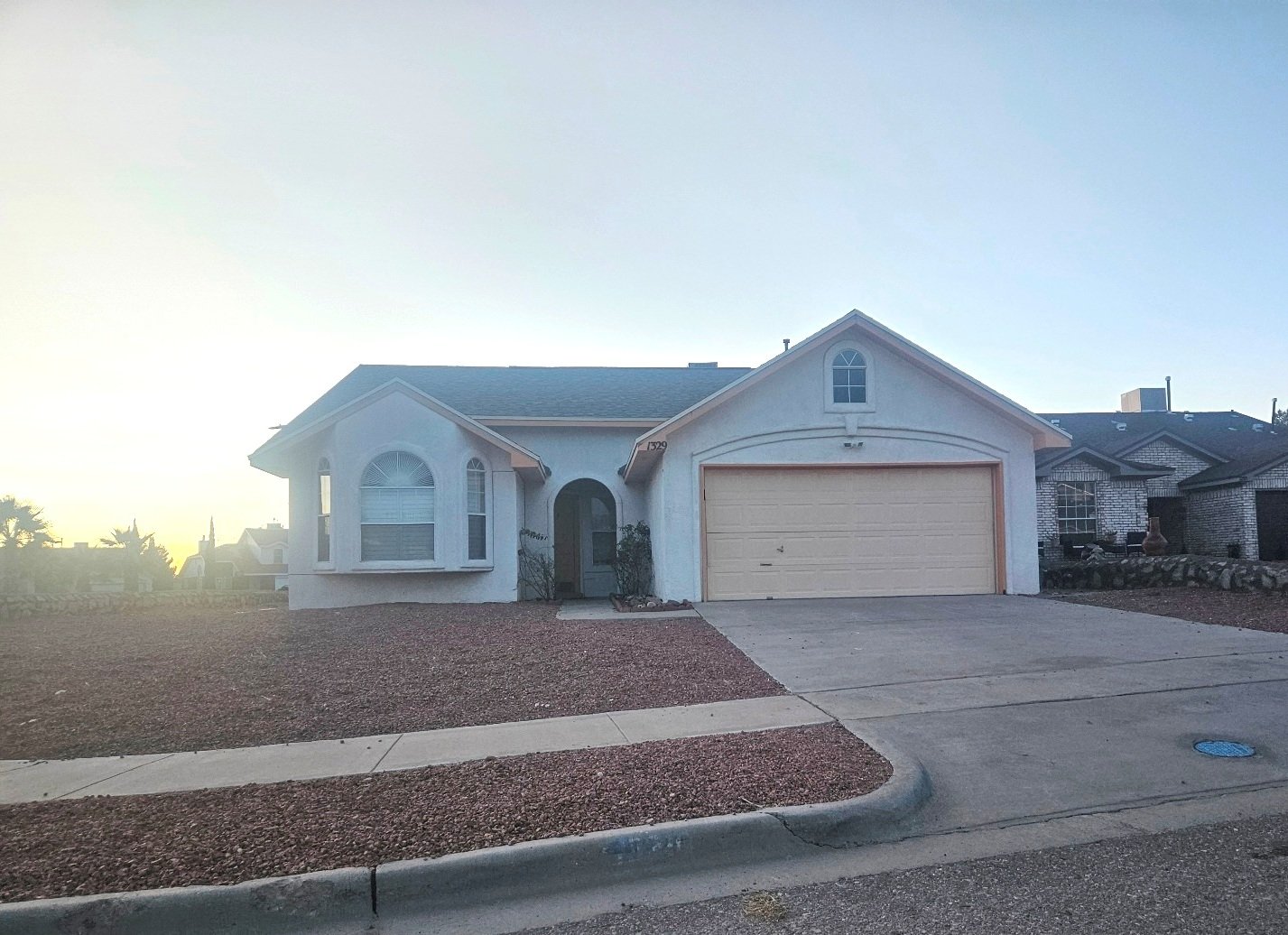 WESTSIDE: 3 BR, 2 BTH REFRIGERATED AIR*** property image