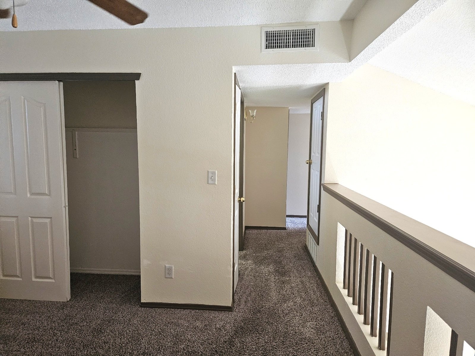3 BR / 2.5 BA NEAR LOOP 375 AND SHOPPING property image