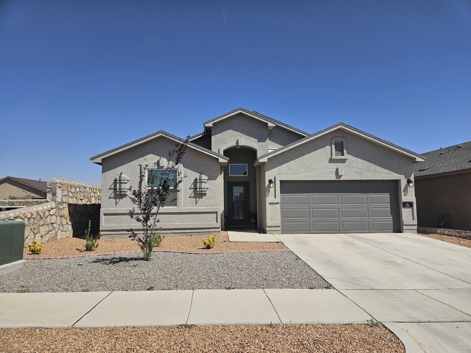 SANTA TERESA- 3 BR, 2 BA WITH REFRIGERATED AIR! property image