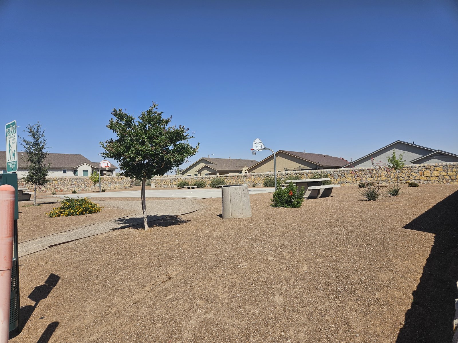 SANTA TERESA- 3 BR, 2 BA WITH REFRIGERATED AIR! property image
