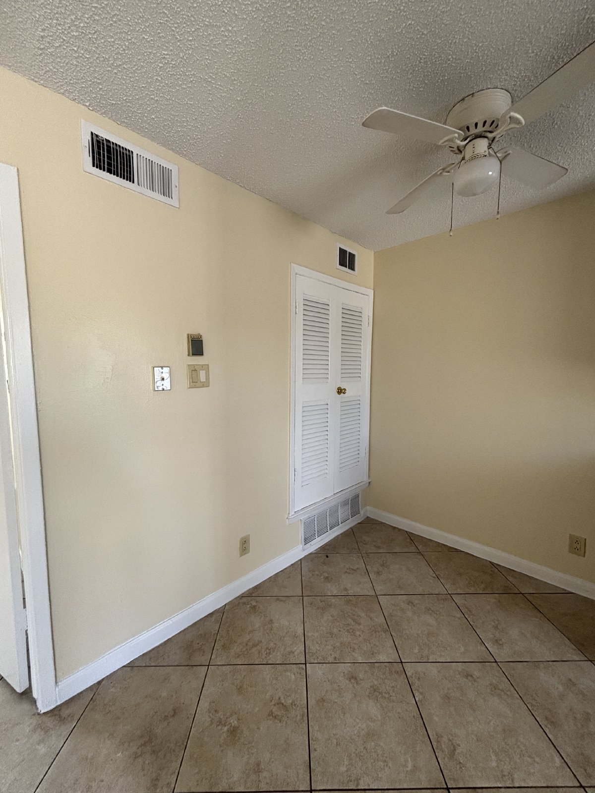 CENTRAL: 1 BR, 1 BA  APARTMENT NEAR UTEP AND HOSPITALS! property image