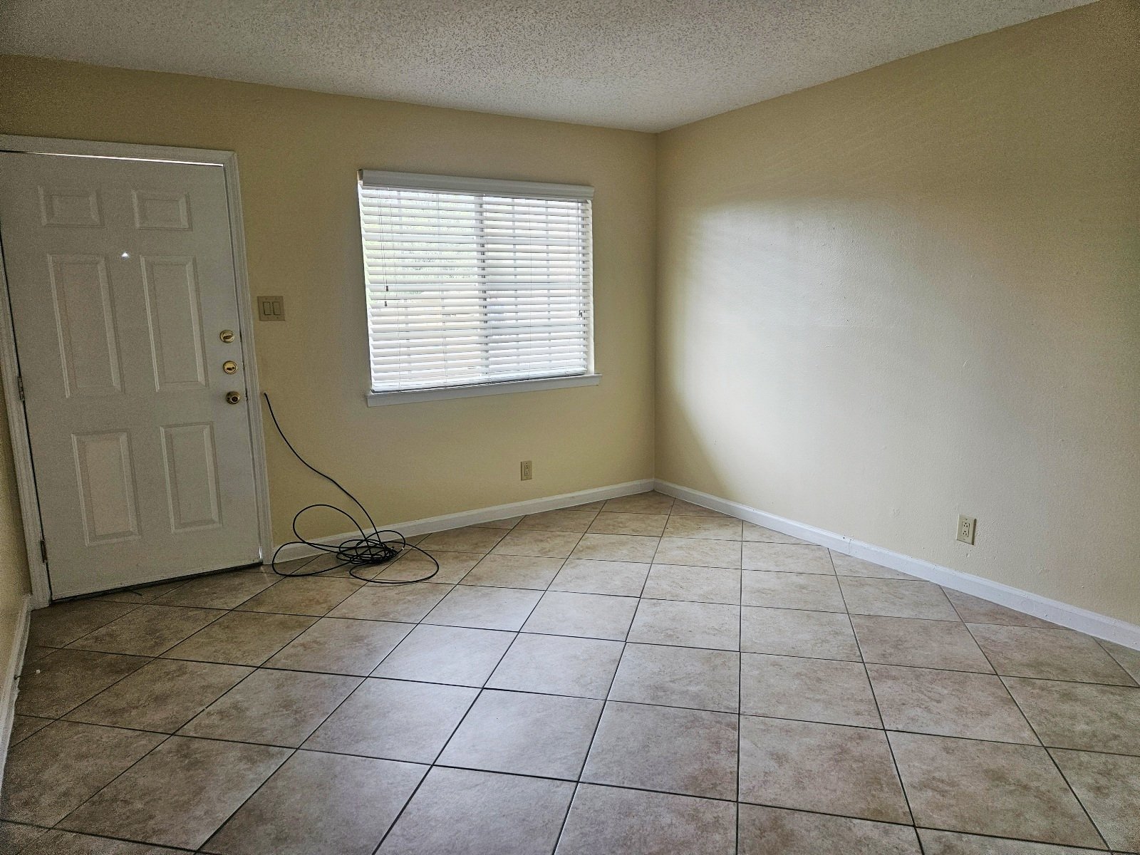 CENTRAL: 1 BR, 1 BA  APARTMENT NEAR UTEP AND HOSPITALS! property image