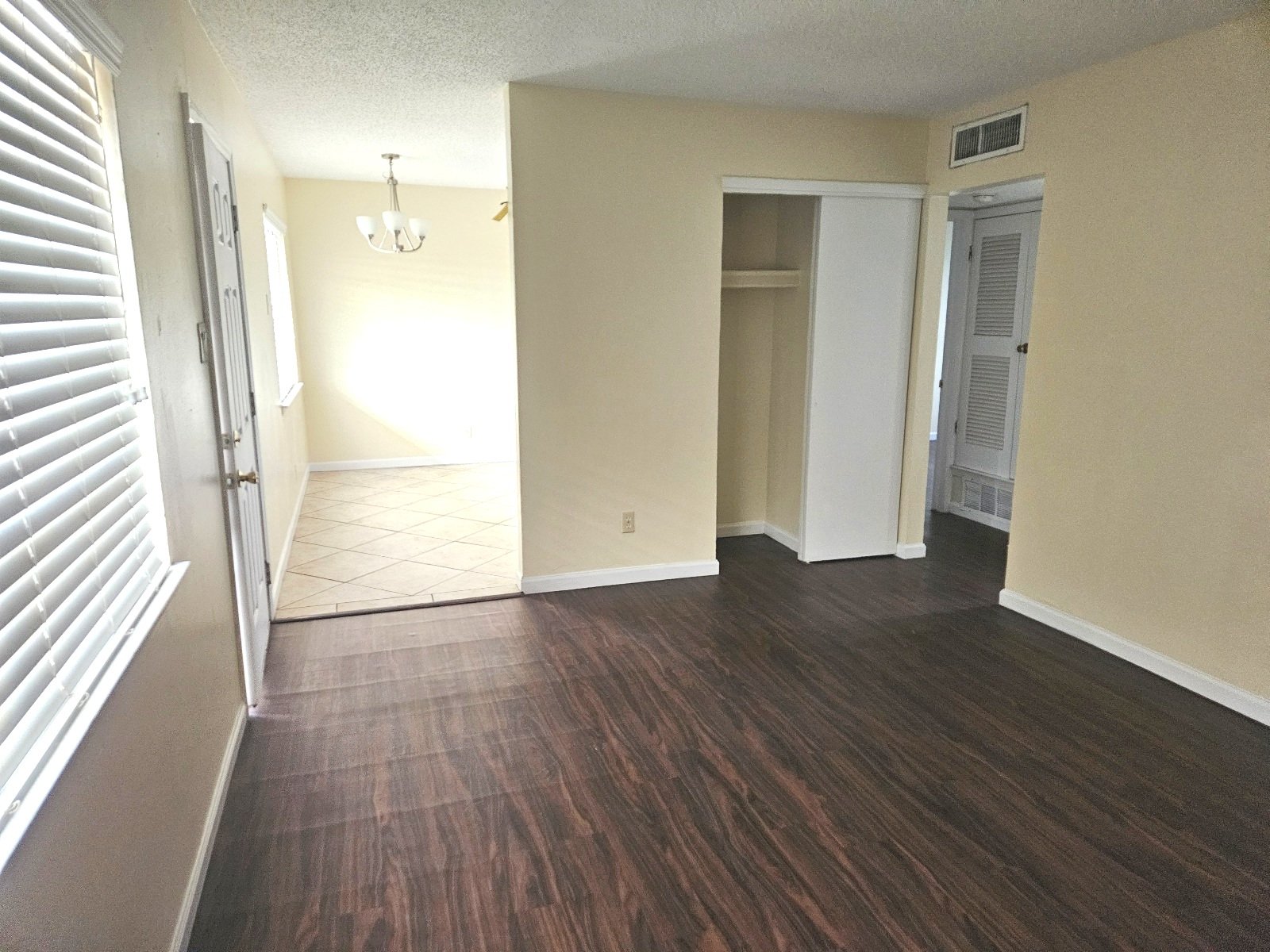 CENTRAL: 1 BR, 1 BA  APARTMENT NEAR UTEP AND HOSPITALS! property image