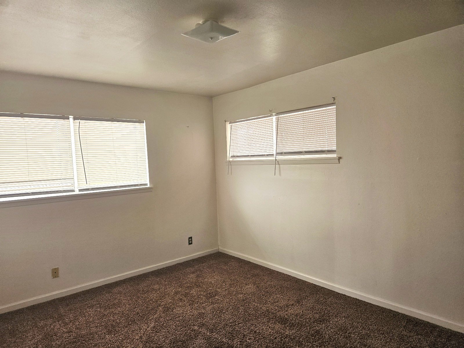 NORTHEAST: 4 BR, 1.75 BTH property image