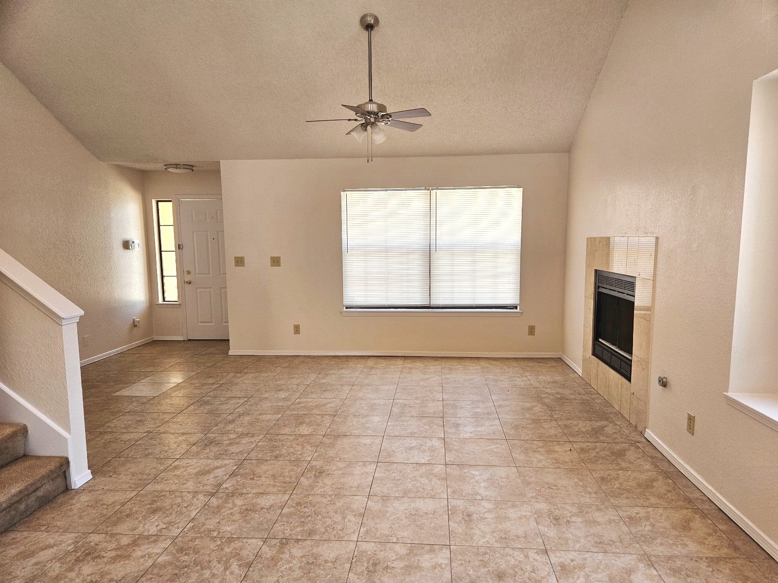 WEST: 3 BR, 2.5 BTH property image