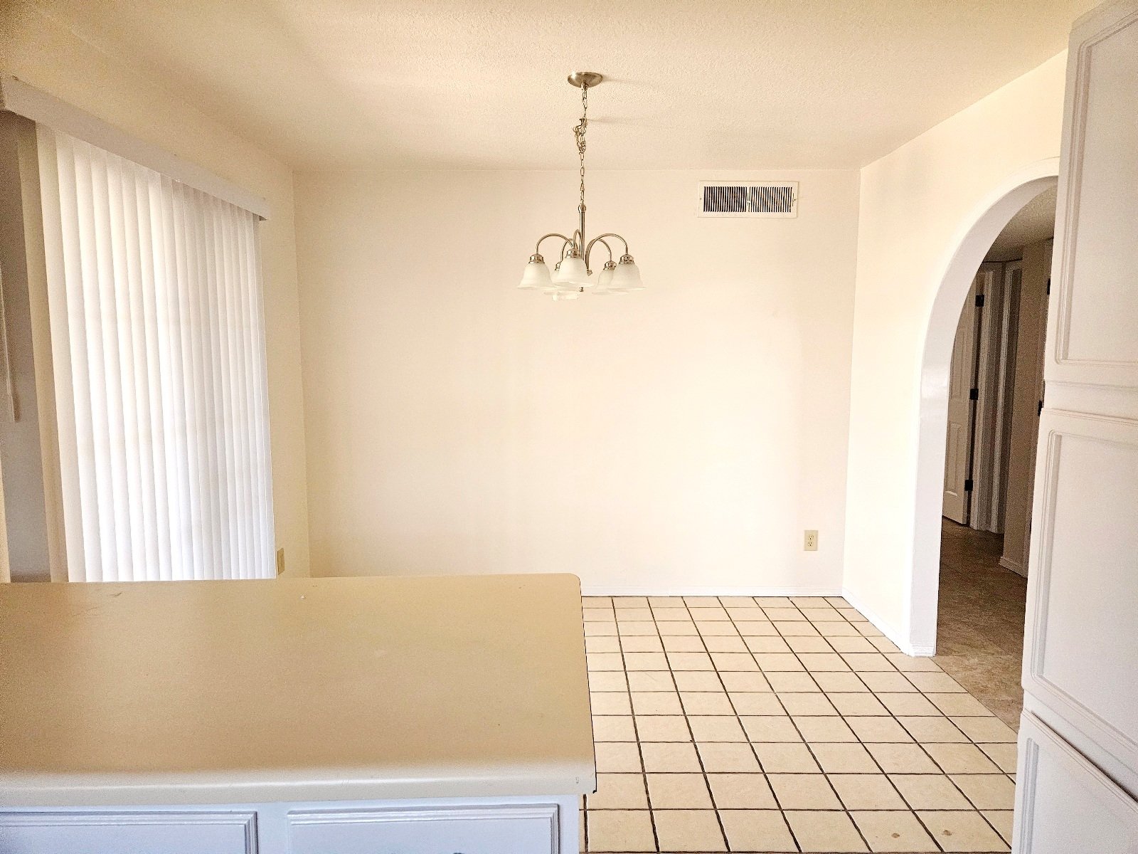 WEST: 3 BR, 2.5 BTH property image