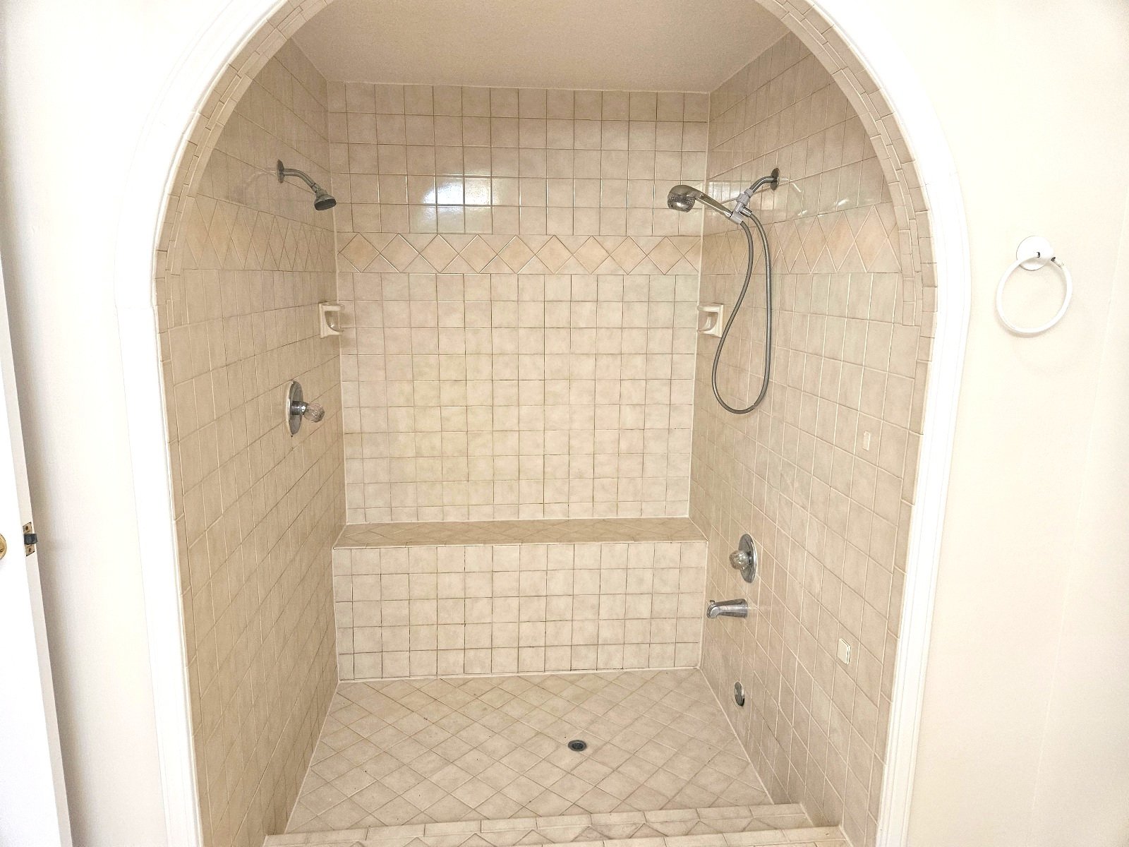 WEST: 3 BR, 2.5 BTH property image