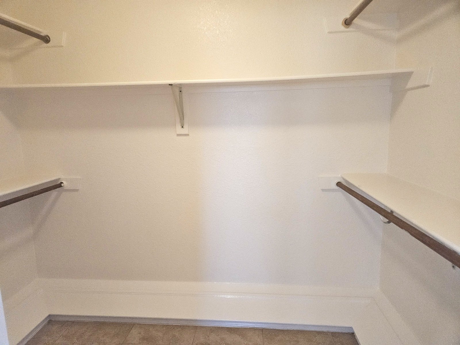 WEST: 3 BR, 2.5 BTH property image