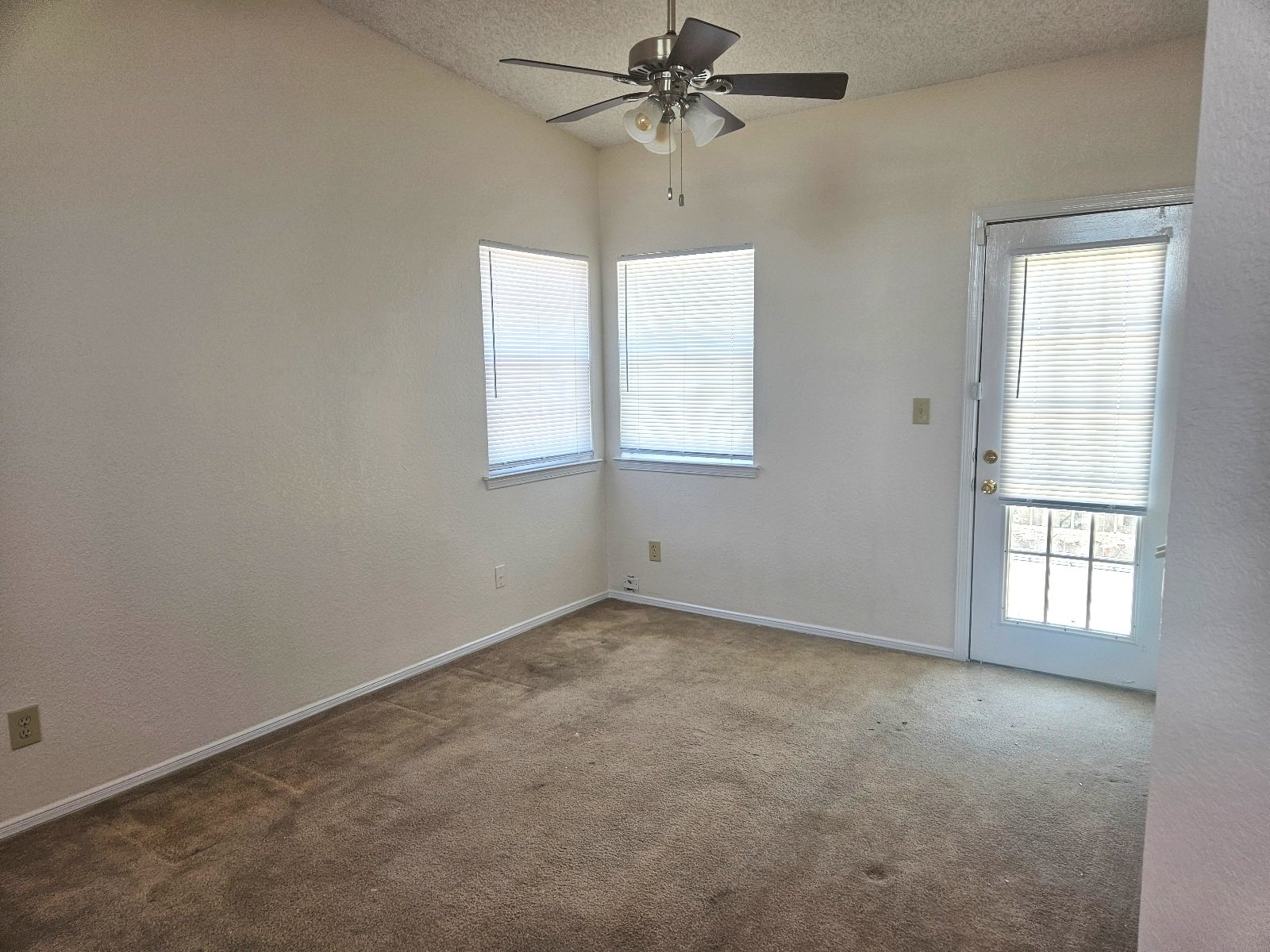 WEST: 3 BR, 2.5 BTH property image