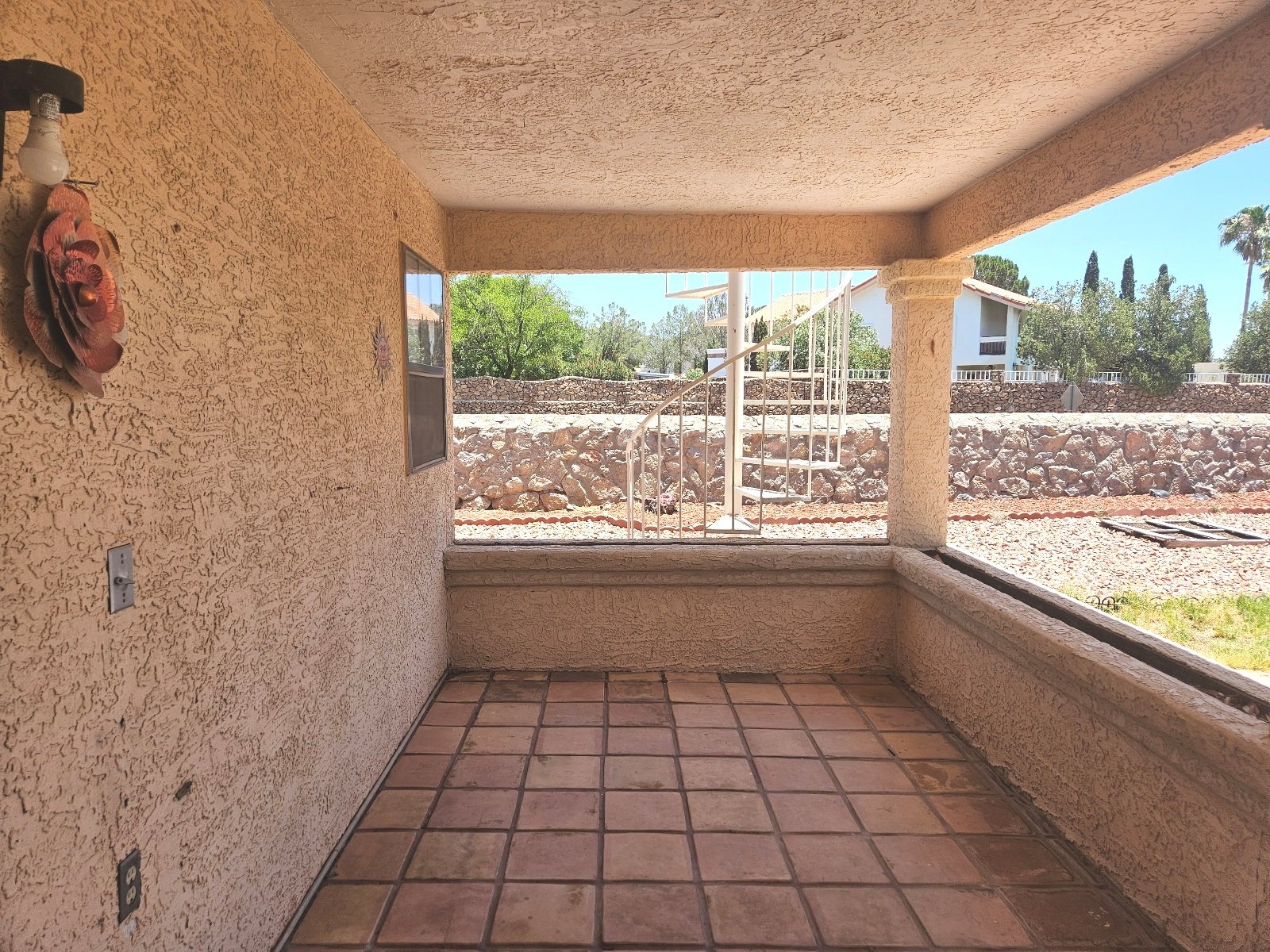 WEST: 3 BR, 2.5 BTH property image