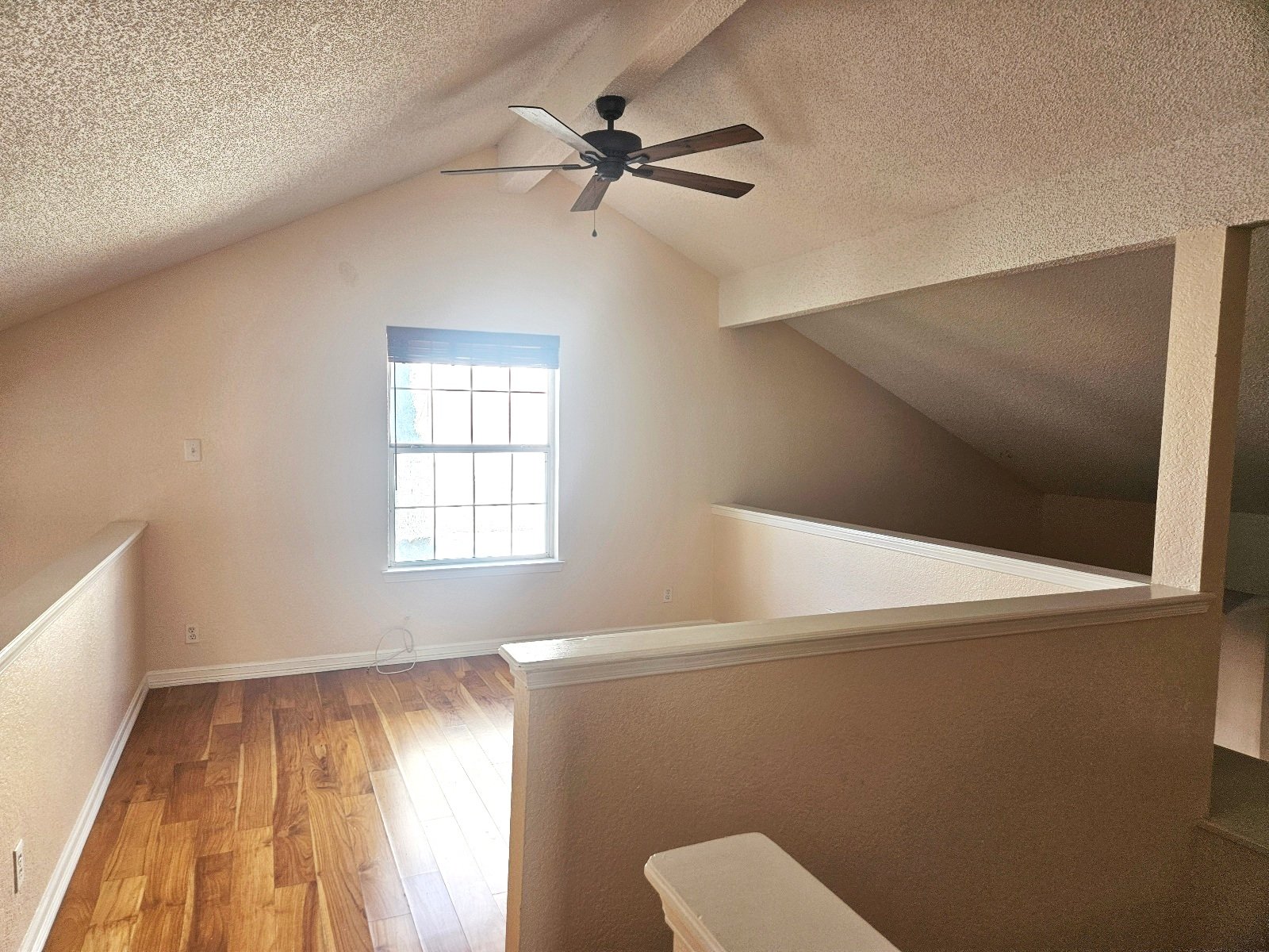 GEORGE DIETER & MONTANA: 3 BR, 2.5 BTH ***REFRIGERATED AIR*** property image