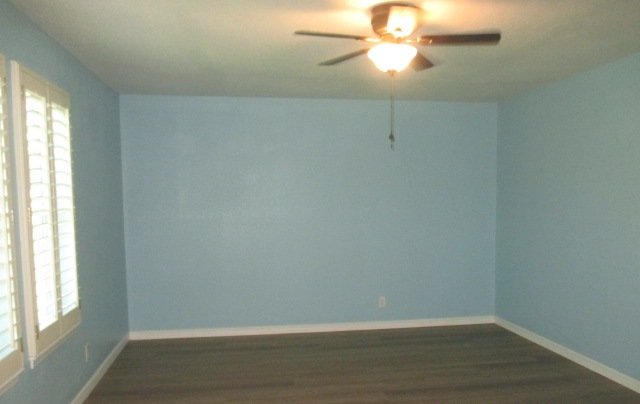 WESTSIDE: 3 BR, 2 BA TOWNHOME REFRIGERATED AIR property image