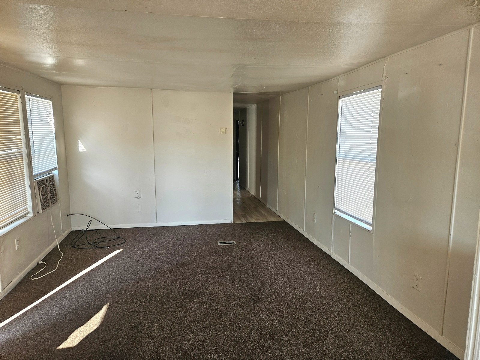 LOWER VALLEY MOBILE HOME!! 2 BR, 1 BA property image