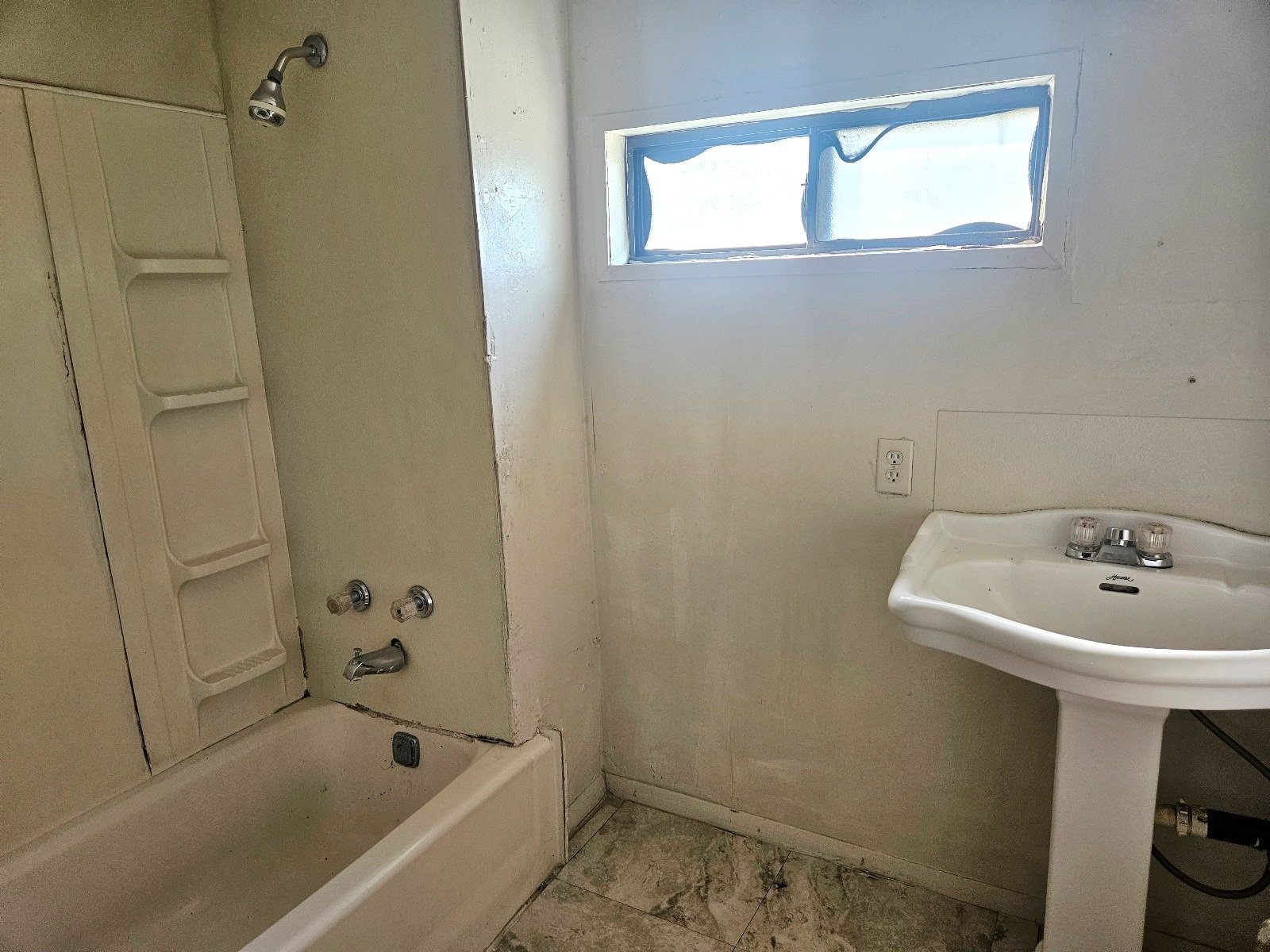 LOWER VALLEY MOBILE HOME!! 2 BR, 1 BA property image