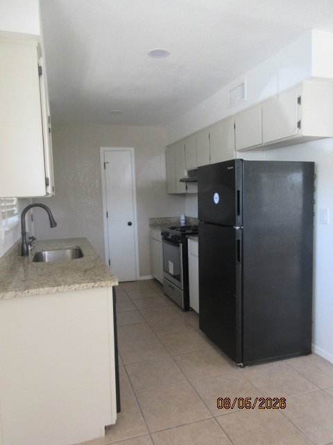 WESTSIDE DUPLEX: 3 BR 2 BATH property image