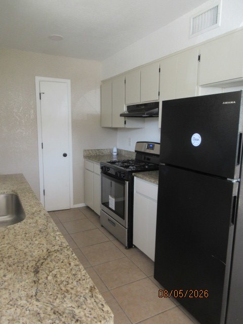 WESTSIDE DUPLEX: 3 BR 2 BATH property image