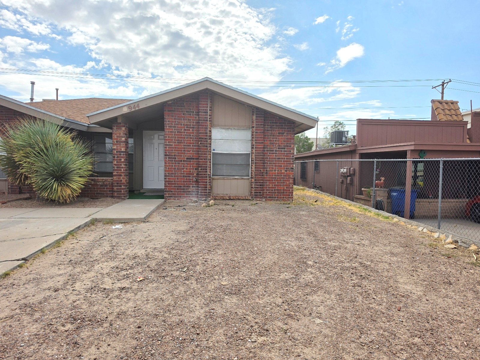LOWER VALLEY: 3 BR, 1.5 BTH property image