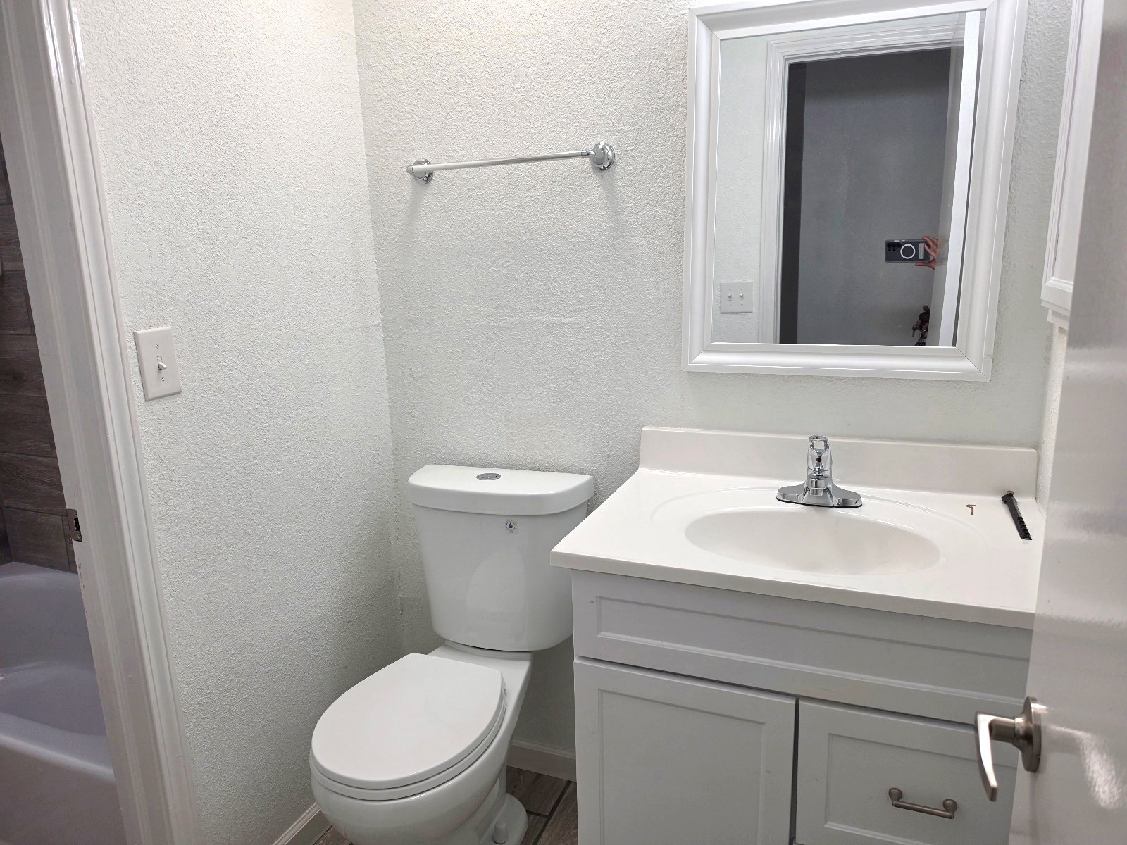 LOWER VALLEY: 3 BR, 1.5 BTH property image