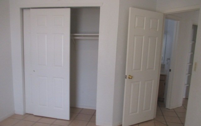WESTSIDE: 4 BR, 2 BA REFRIGERATED AIR property image
