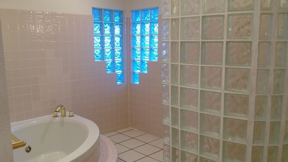 WESTSIDE: 3 BR + BONUS/OFFICE REFRIGERATED AIR!!! property image